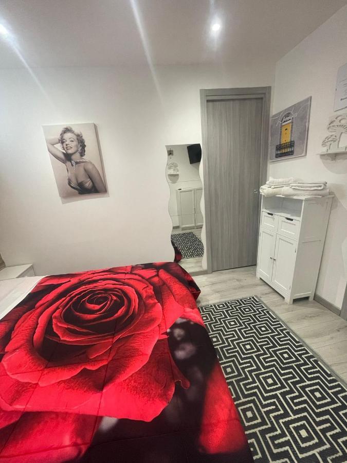 Maison Rinaldi Srl Bari Exteriör bild